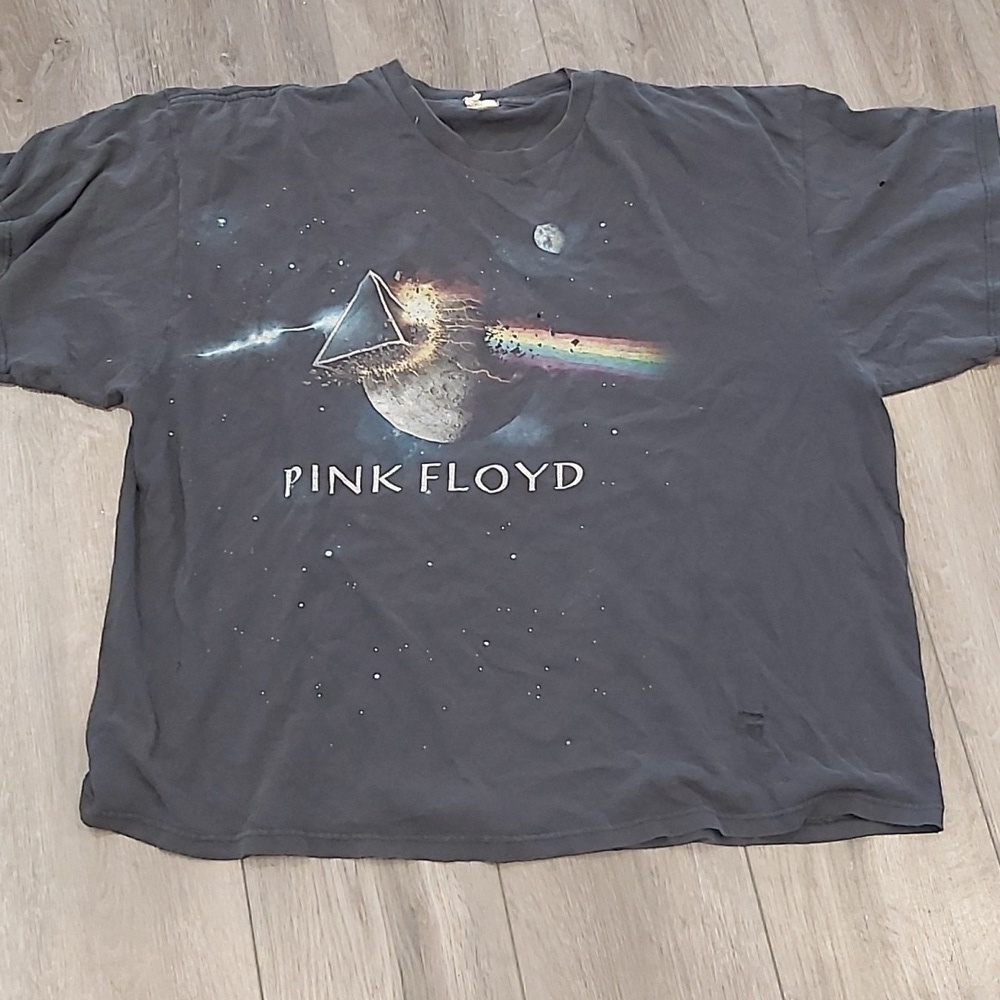 Pink Floyd tee